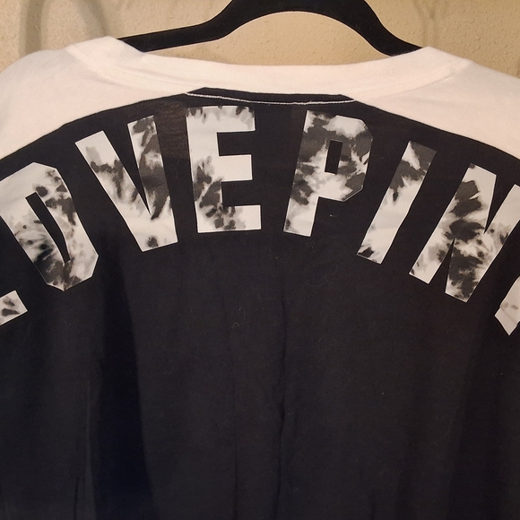 PINK Victoria's Secret Black and White Long Sleeve Tee - Picture 3 of 4